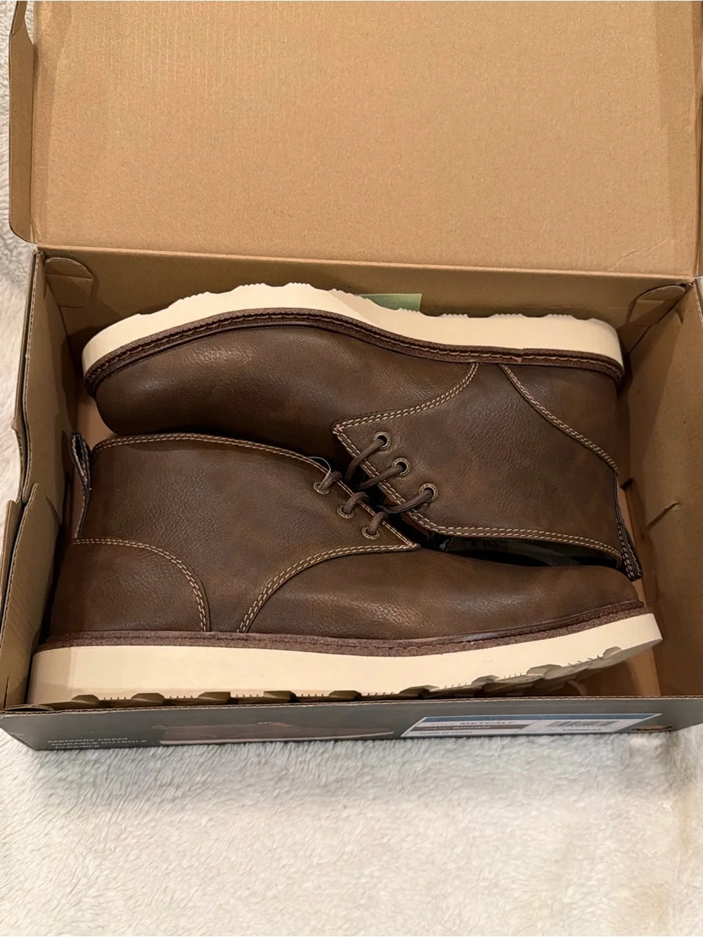 NWT Buffalo David Bitton Brown Leather Chukka Boots with White Sole